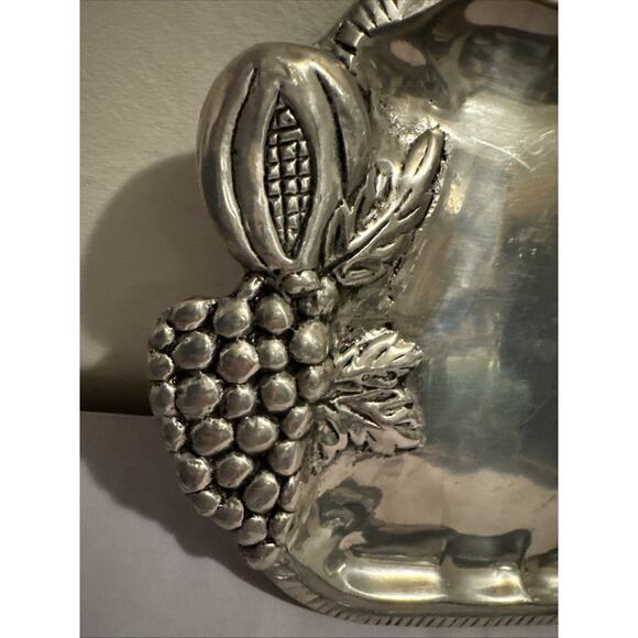 BETTY BARRENA ORNATE FRUITED PEWTER SERVING TRAY MEXICO GRAPES PEARS - Picture 2 of 7